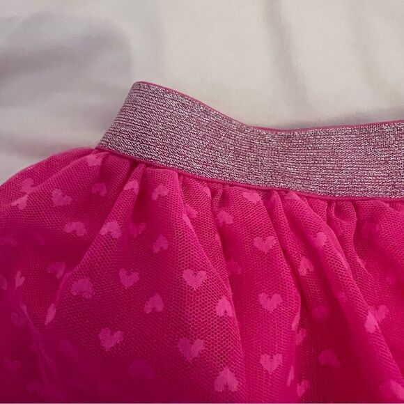 Cat and Jack girls tulle pink skirt with heart detail size xs 4/5 - Picture 4 of 7